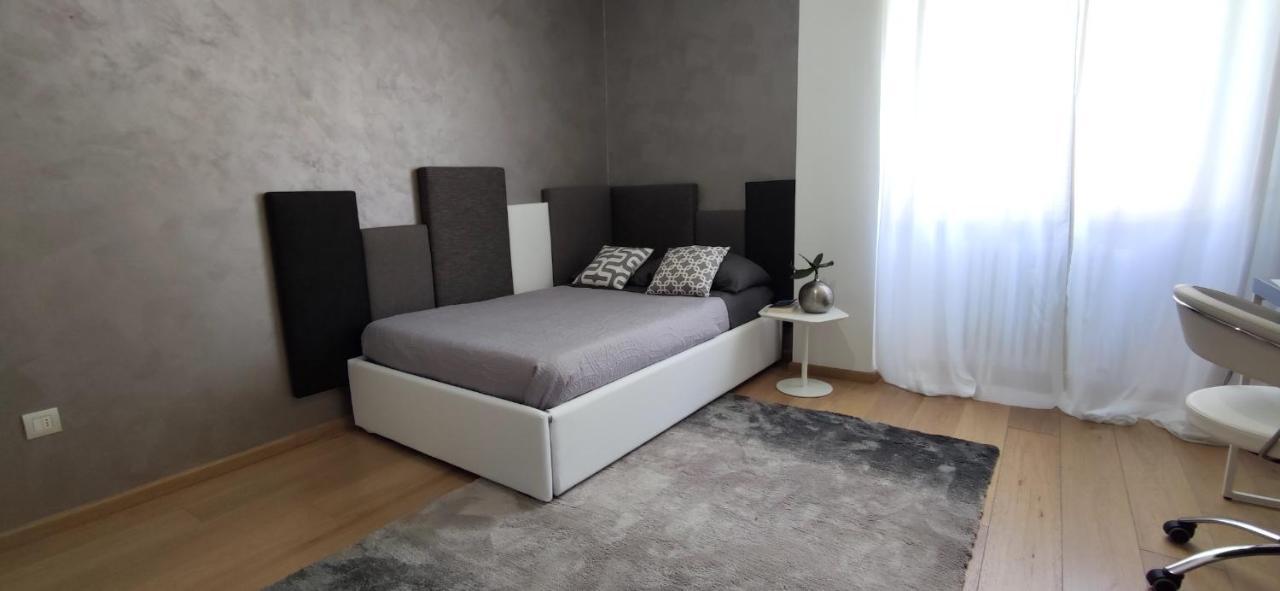 Design & Luxury Apartment Verona Esterno foto